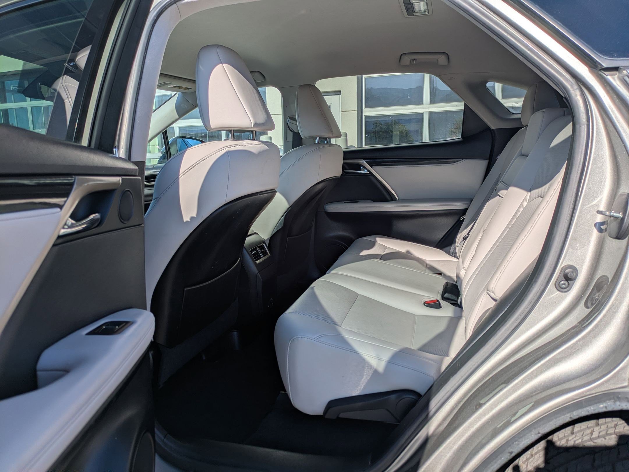 Used 2022 Silver Lexus RX 350 image 26