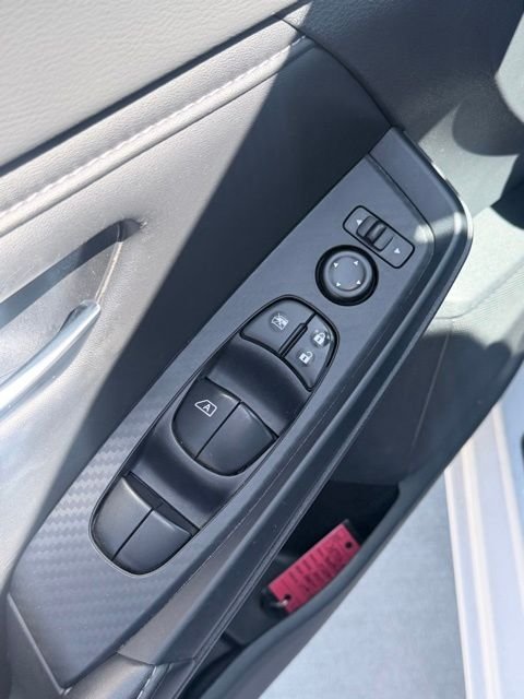 2022 Nissan Sentra SV - Photo 21