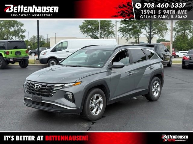 Used 2024 Gray Hyundai SEL image 1