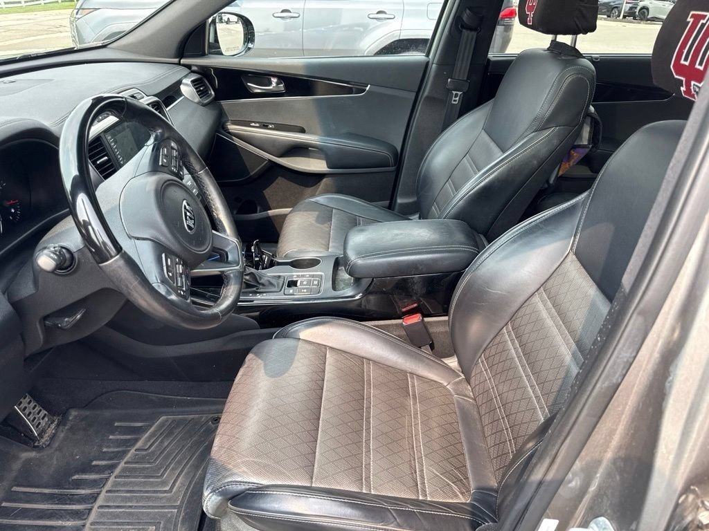 Used 2018 Titanium Silver Kia SX Limited V6 image 14