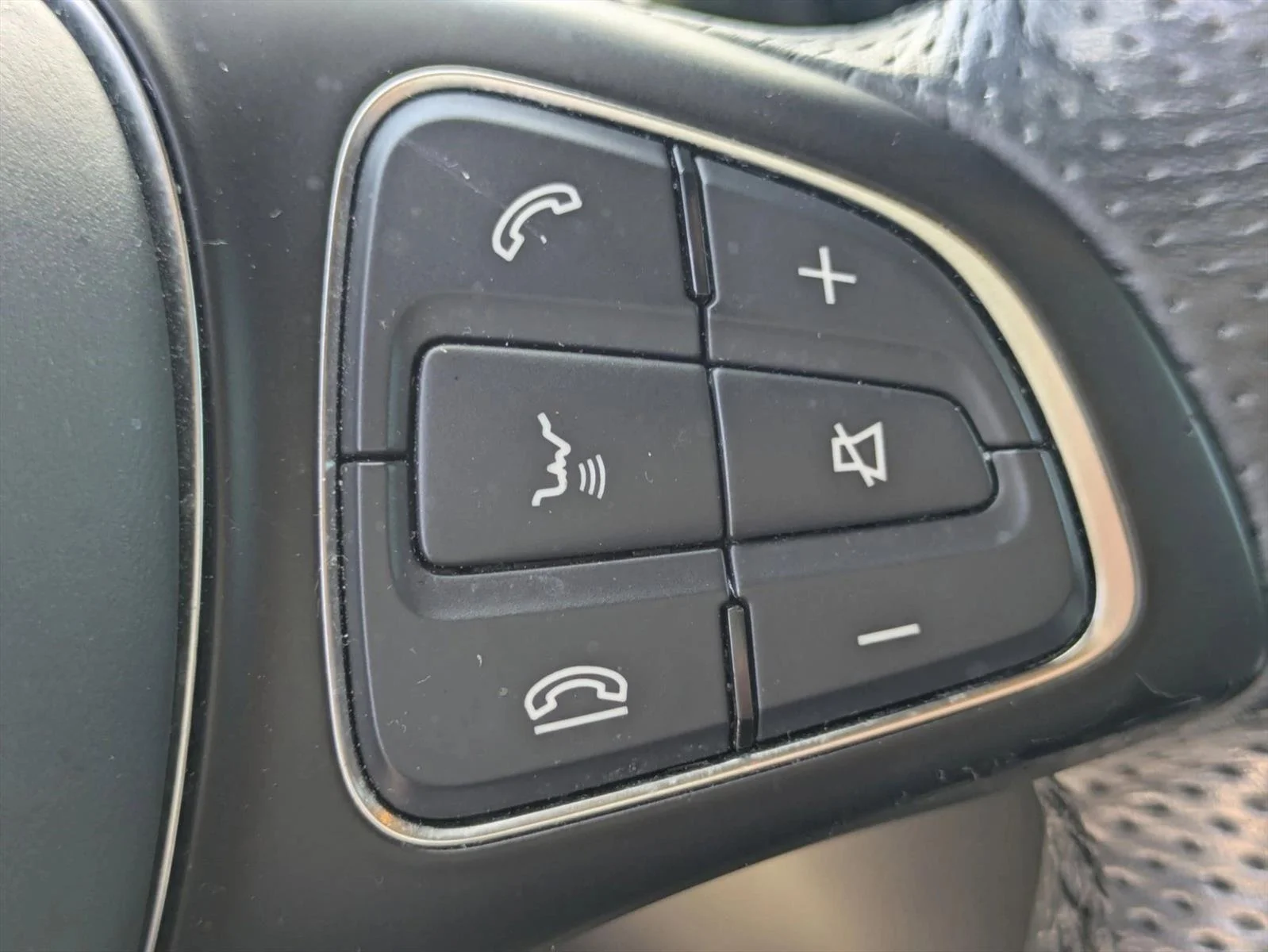 Used 2018 Selenite Grey Metallic Mercedes-Benz GLS 450 image 15