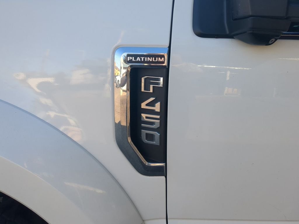 Used 2020 White Ford Platinum image 24