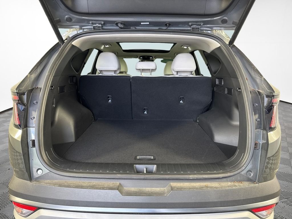 Certified Used 2025 Gray Hyundai SEL Convenience image 11