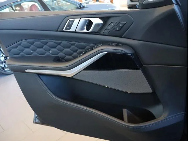 New 2026 Carbon Black Metallic BMW Competition image 35