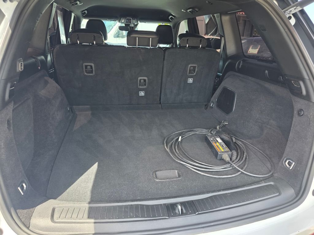 Certified Used 2022 White Jeep Trailhawk 4xe image 19