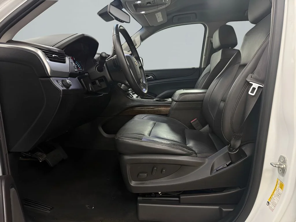 Used 2018 White Chevrolet LT image 12
