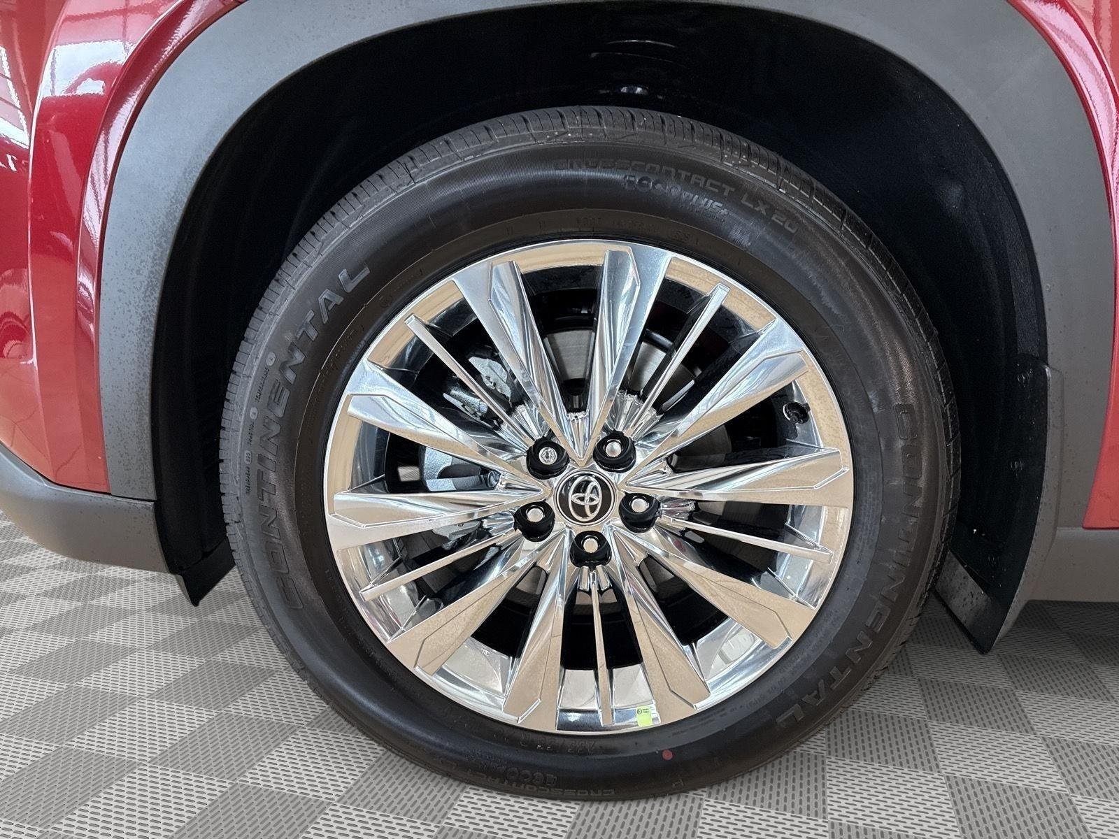 Certified Used 2026 Ruby Flare Pearl Toyota Platinum image 9