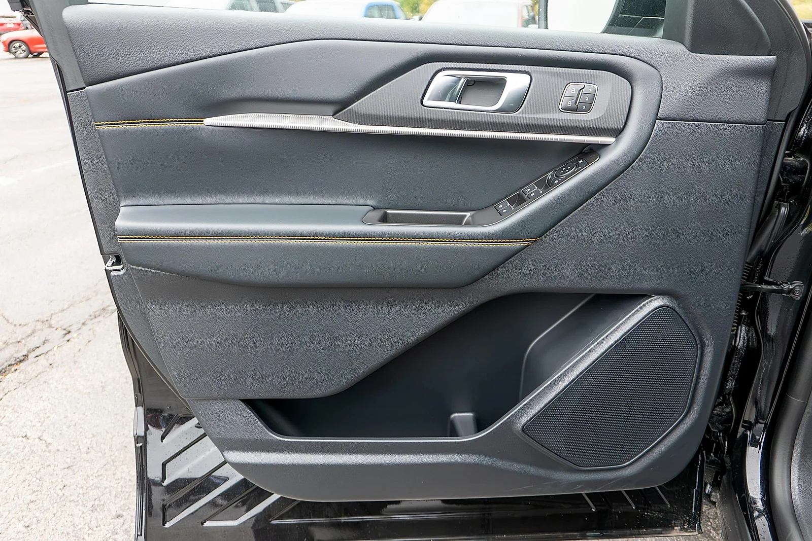 New 2026 Agate Black Metallic Ford Tremor® image 13