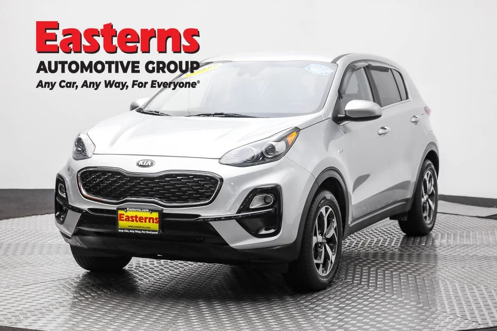 Used 2022 Silver Kia LX image 1