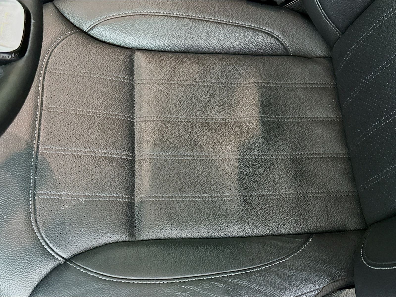 Used 2018 White Mercedes-Benz GLE 350 image 20