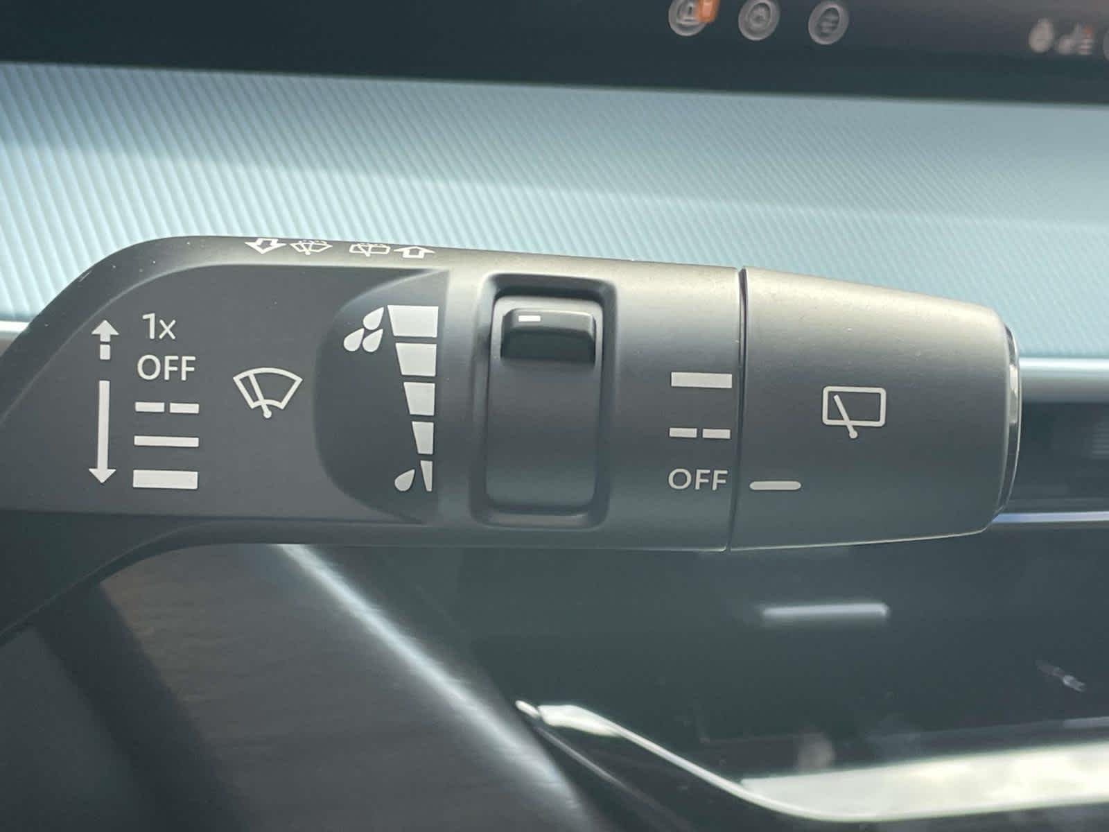 New 2026 Everest White Pearl Tricoat Nissan SL image 33
