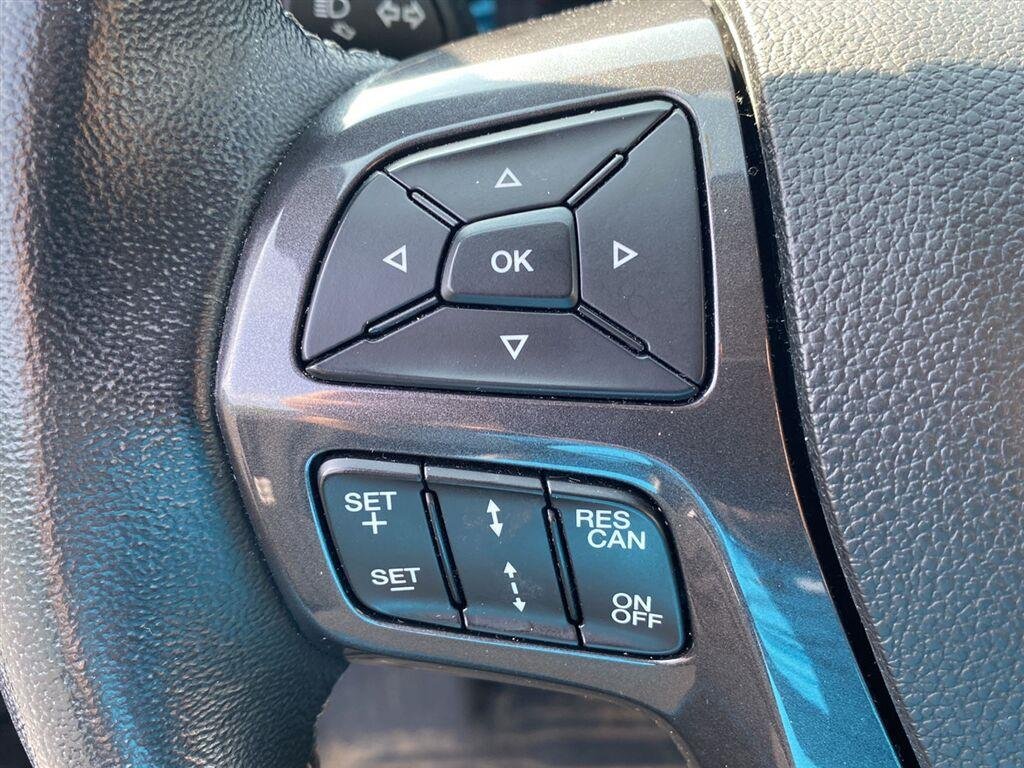 Used 2020 Shadow Black Ford LARIAT image 18