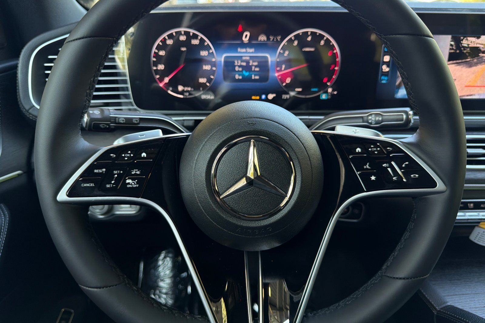 New 2026 Selenite Grey Metallic Mercedes-Benz GLS 450 image 24