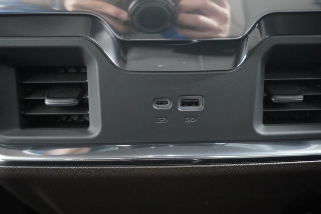 2026 GMC Sierra 1500 SLT - Photo 26