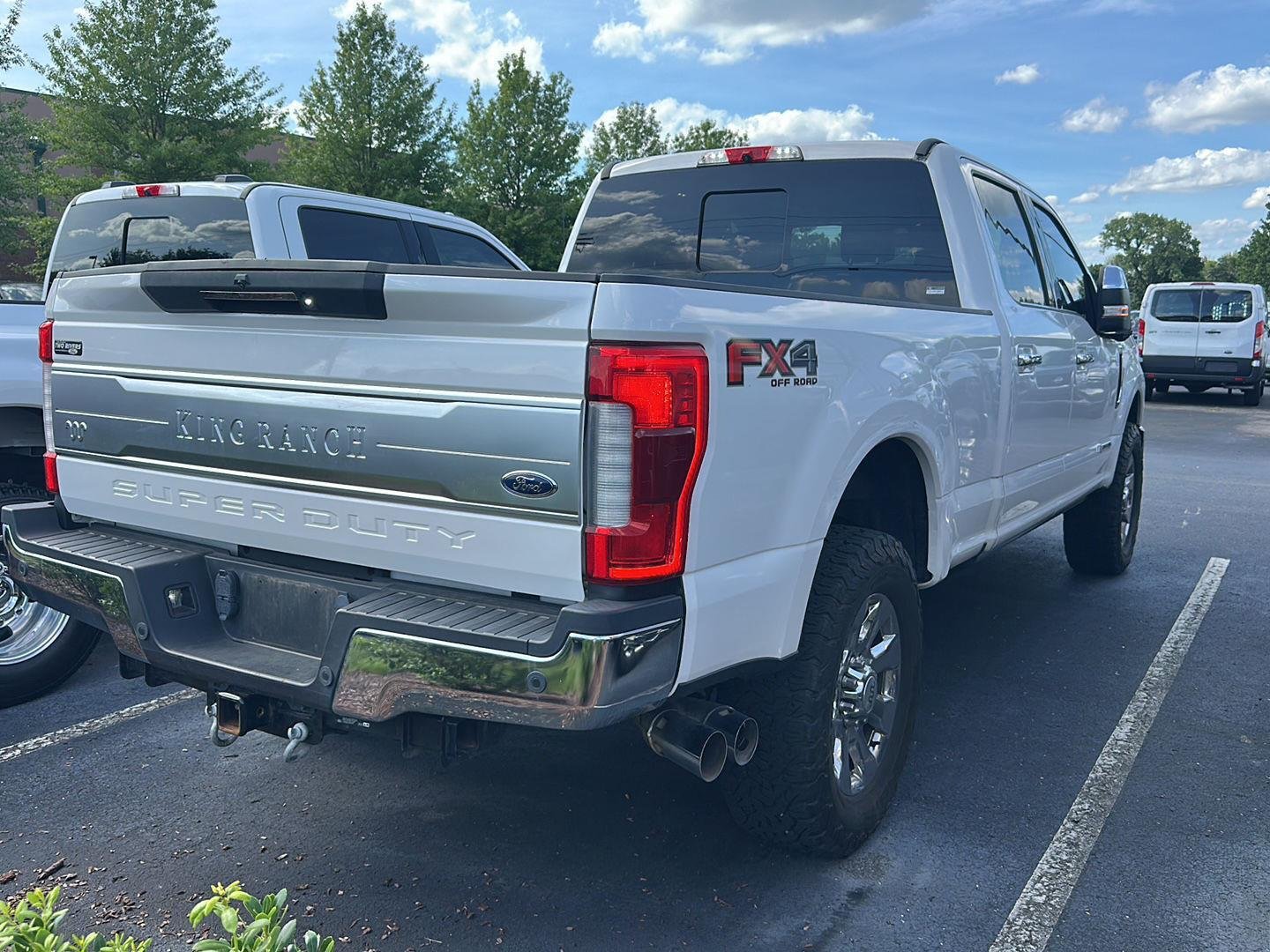 Used 2019 White Platinum Metallic Tri-Coat Ford King Ranch image 3