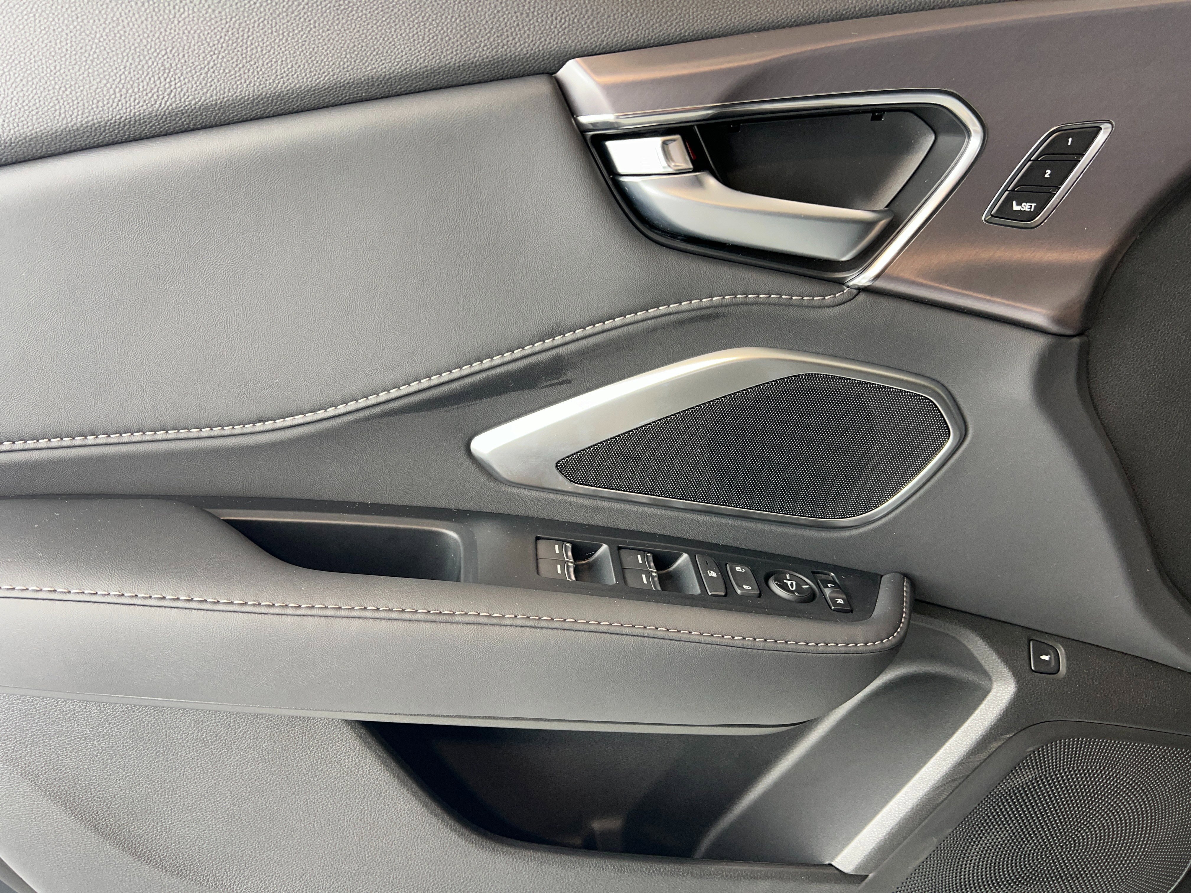 New 2026 Platinum White Pearl Acura  image 15