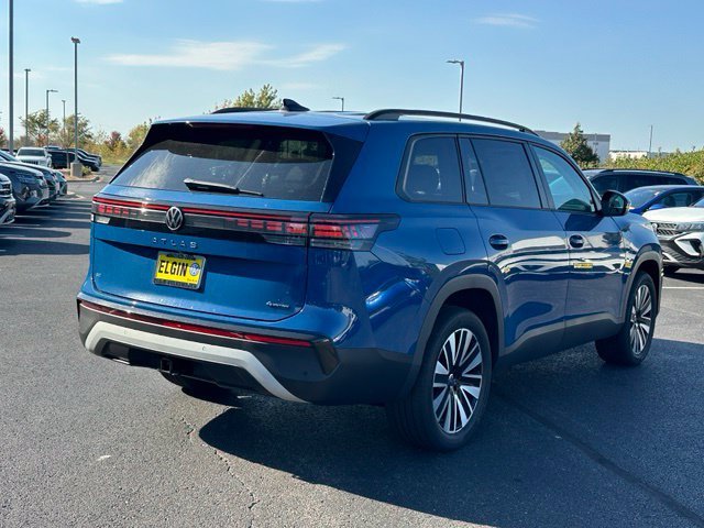 New 2027 Mountain Lake Blue Metallic Volkswagen SE w/Technology image 3