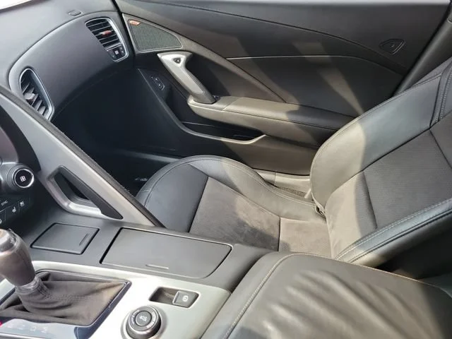 2017 Chevrolet Corvette 2LT - Photo 40
