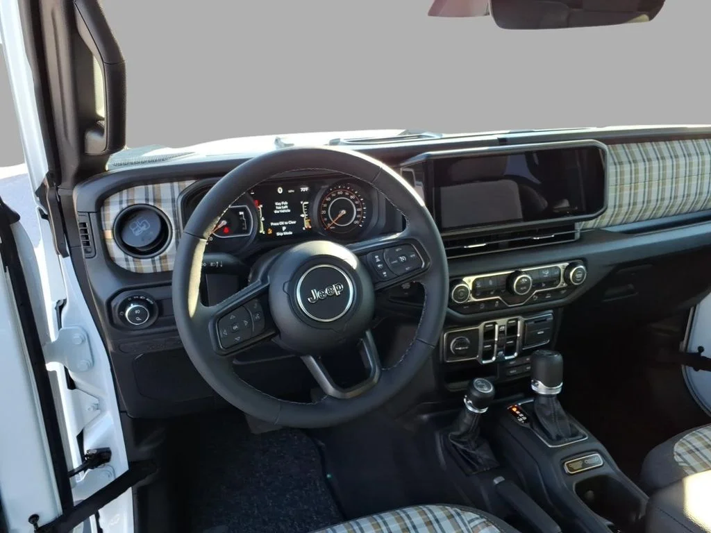 New 2026 Bright White Clearcoat Jeep 85th Anniversary Edition image 9