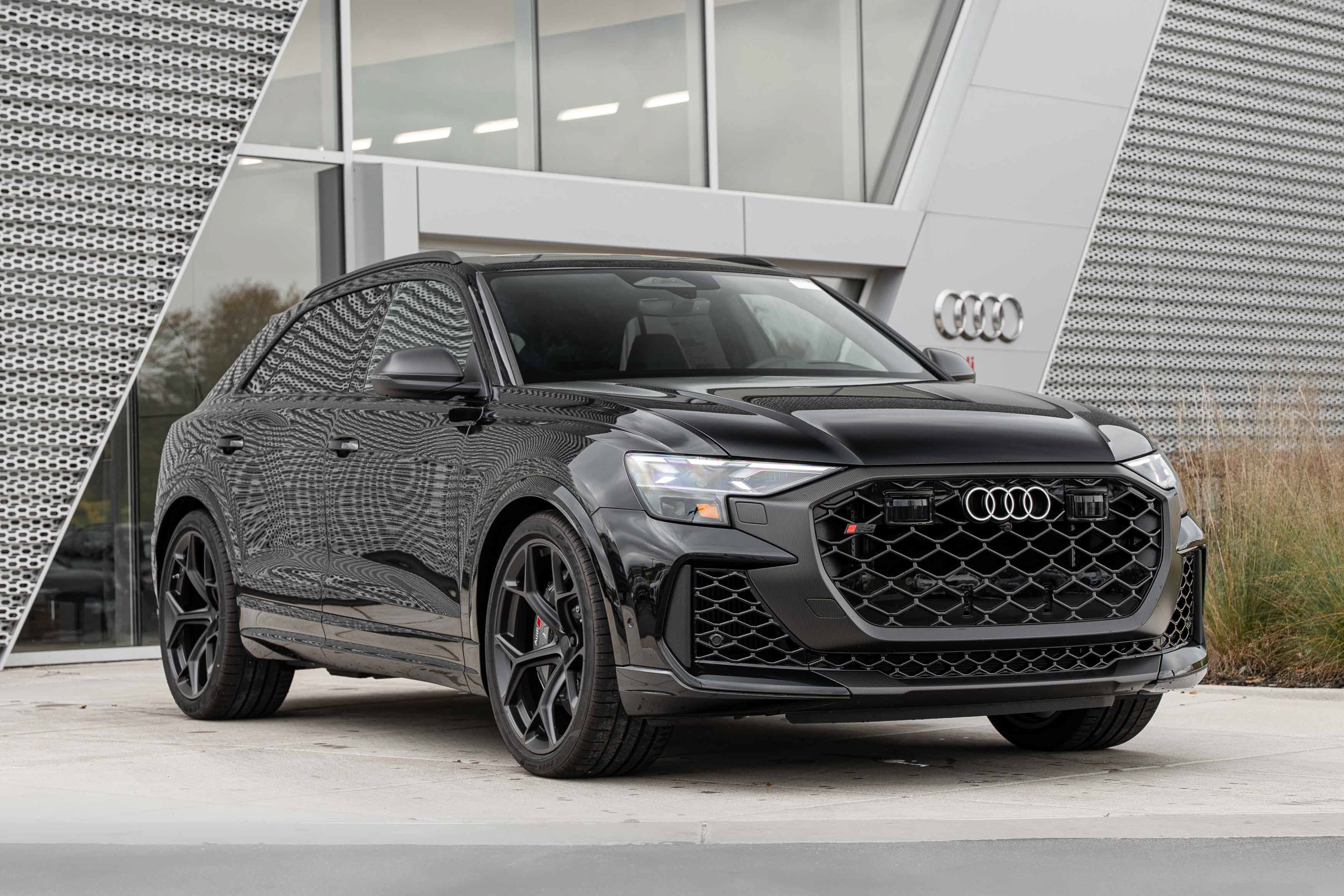 2027 Audi RS Q8
