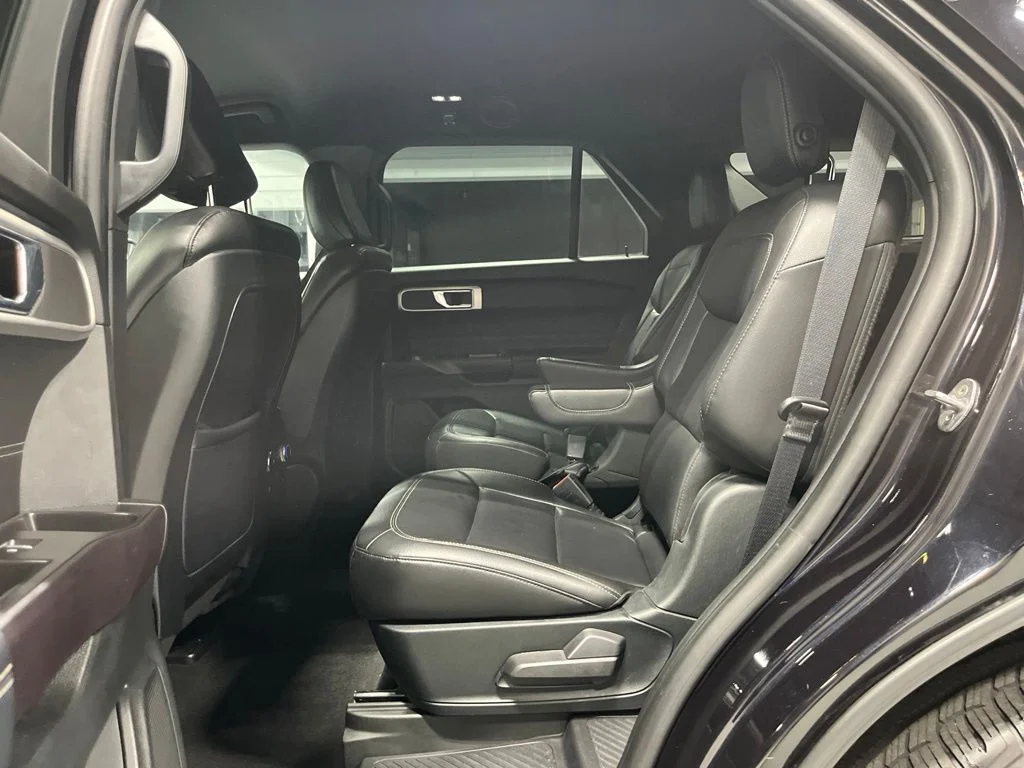 Used 2020 Black Metallic Ford XLT image 32