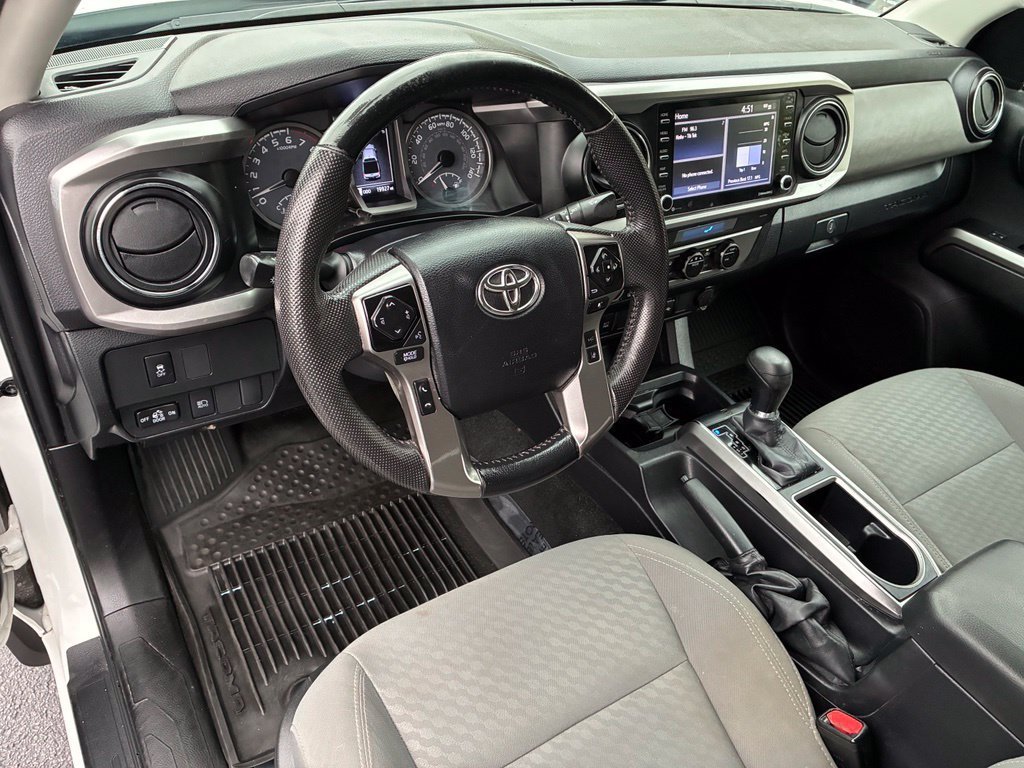 Used 2023 White Toyota SR5 image 16