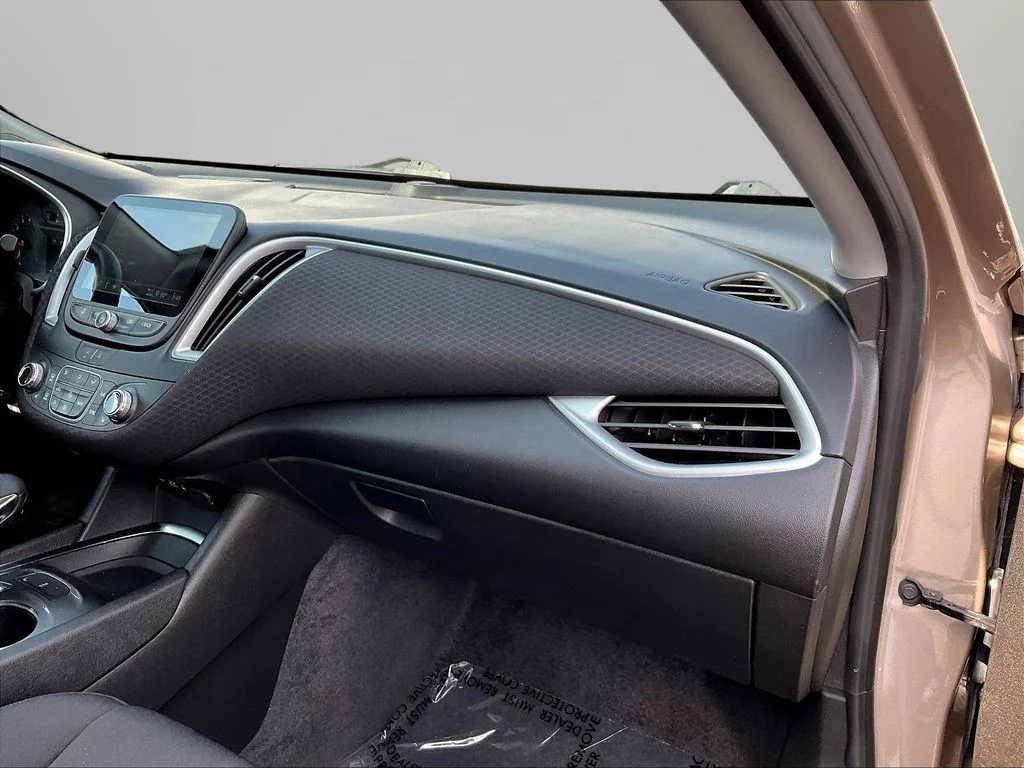 Certified Used 2023 Mineral Gray Metallic Chevrolet LT image 29