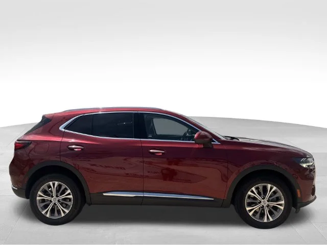 Used 2022 Red Buick Preferred image 7