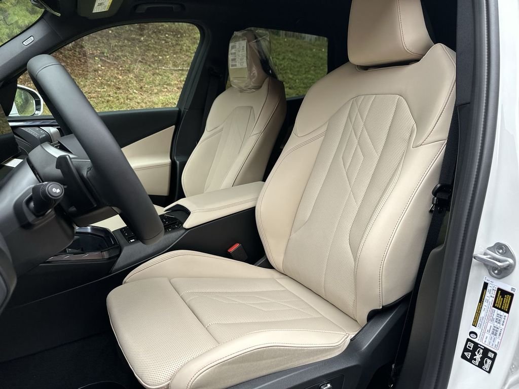 2026 BMW X3 30 - Photo 13