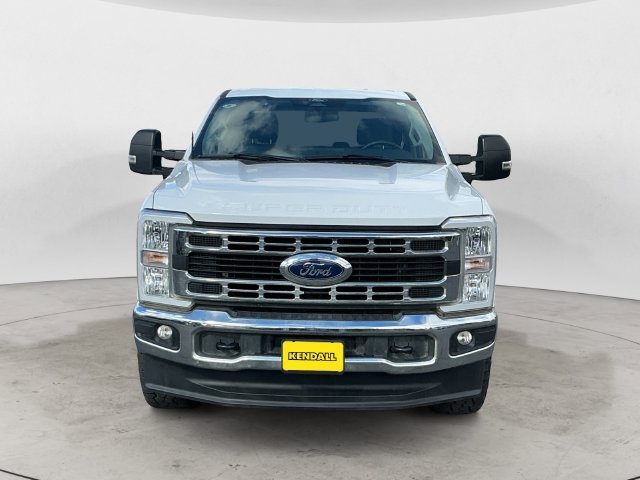 Used 2024 White Ford XLT image 2