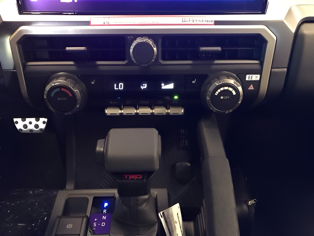 New 2026 Wind Chill Pearl <sup>1</sup> Toyota  TRD Sport image 15