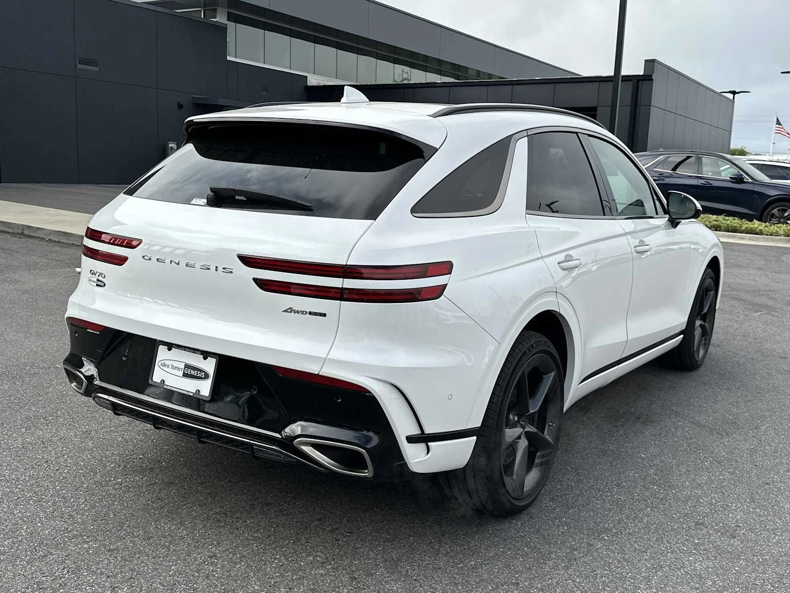 2026 GENESIS GV70 Sport Prestige - Photo 13