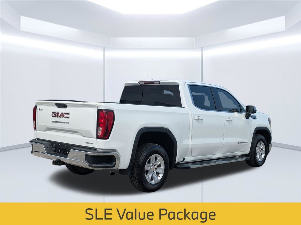 Used 2019 White GMC SLE image 6