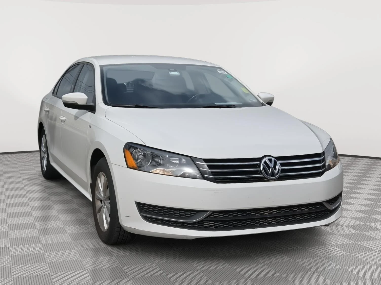 2015 Volkswagen Passat 1.8T S DSG's photo