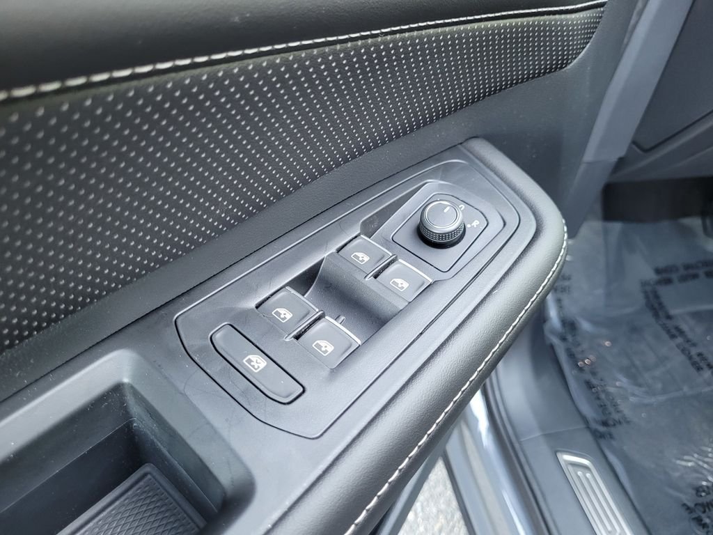 New 2026 Gray Volkswagen 2.0T SE w/Technology image 26