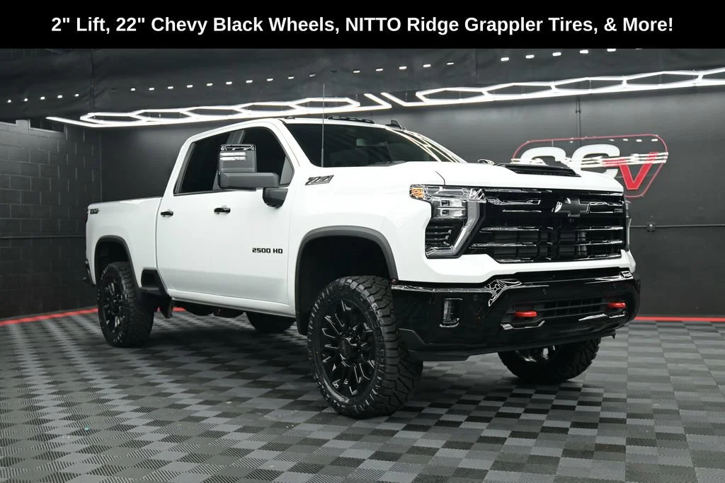 New 2026 Summit White Chevrolet LT image 9