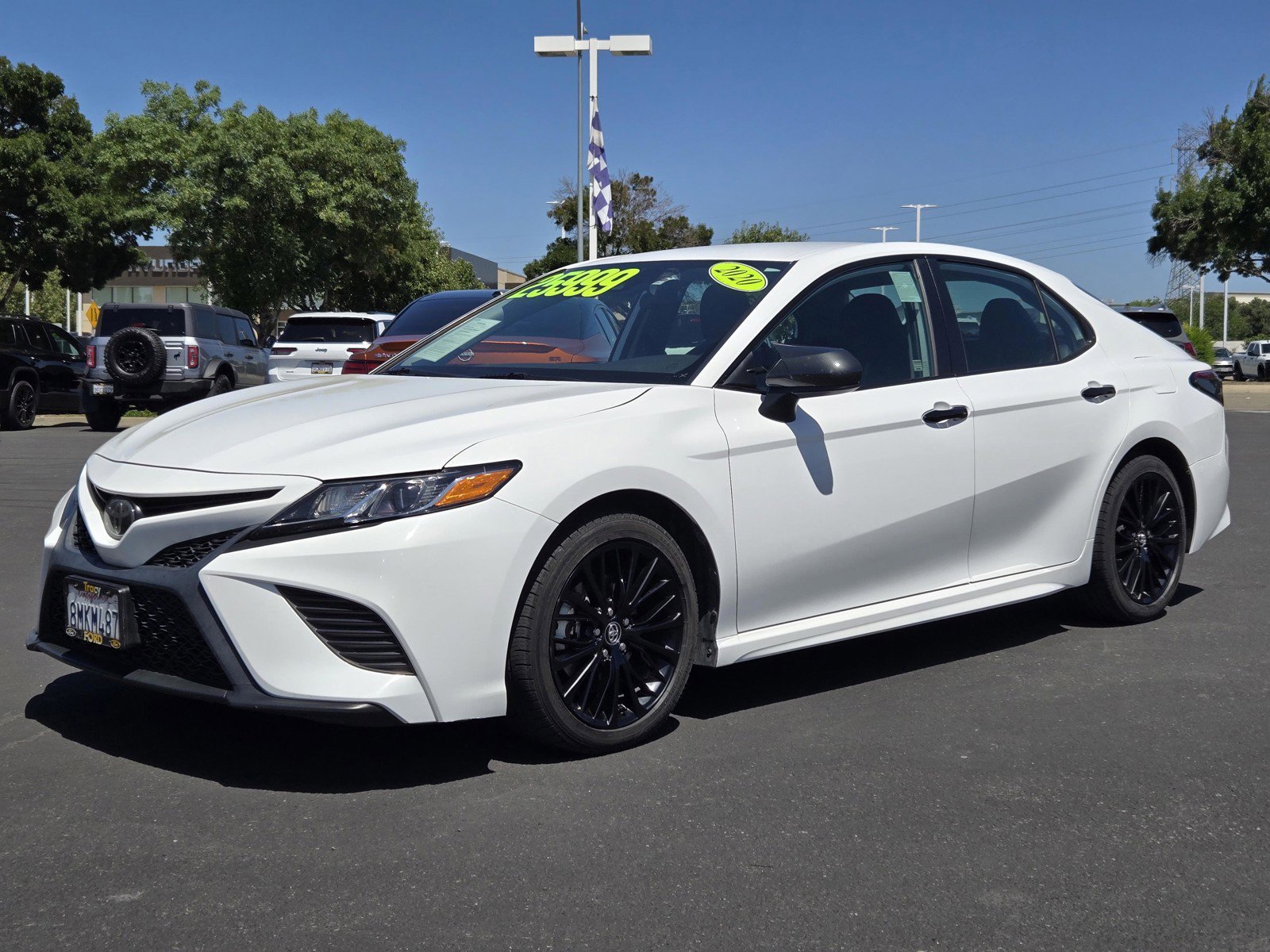 Certified Used 2020 White Toyota  image 8