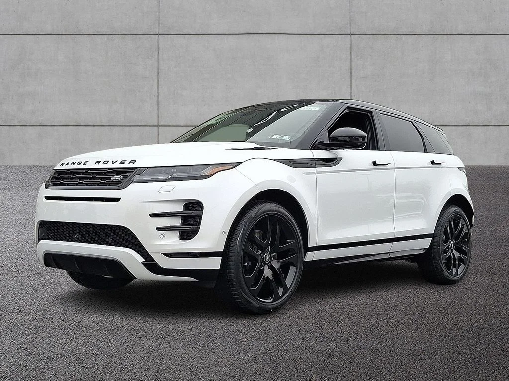 2026 Land Rover Range Rover Evoque Dynamic SE's photo