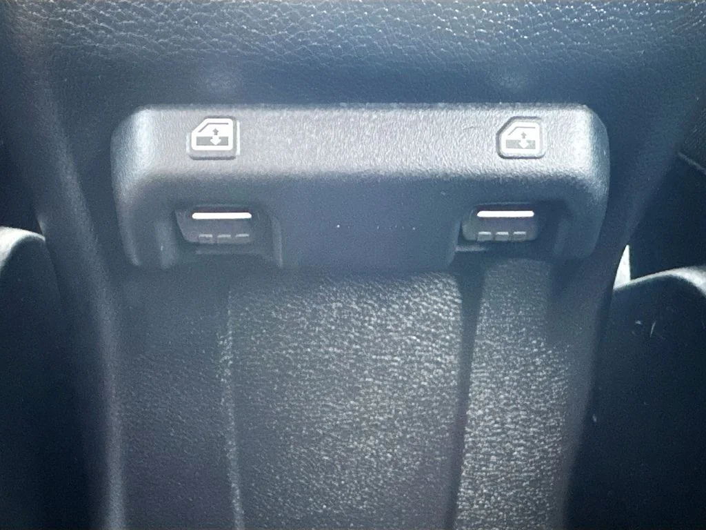 Used 2023  Jeep Willys 4xe image 27