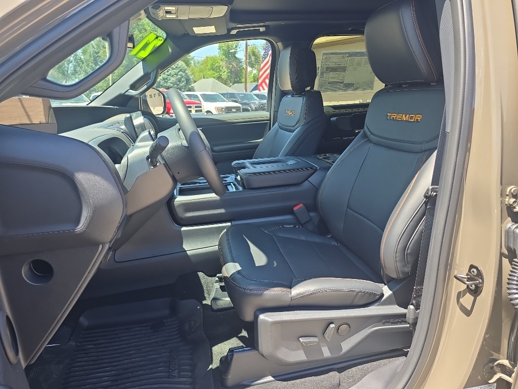New 2027 Marsh Gray Ford Tremor® image 10