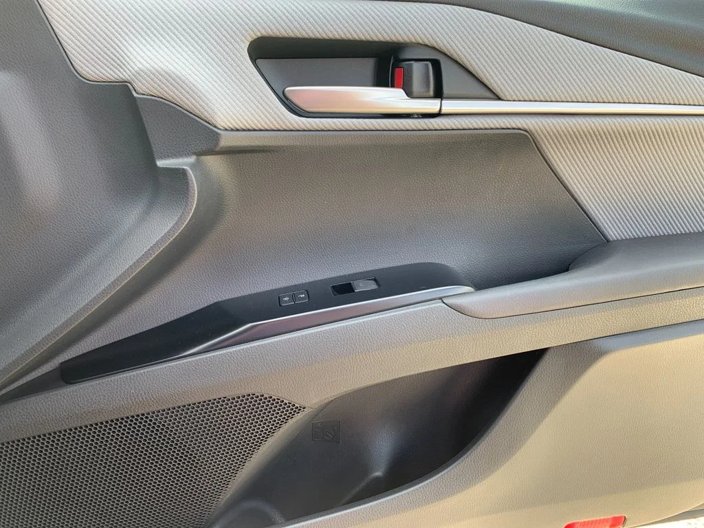 Used 2025 Black Toyota SE image 19
