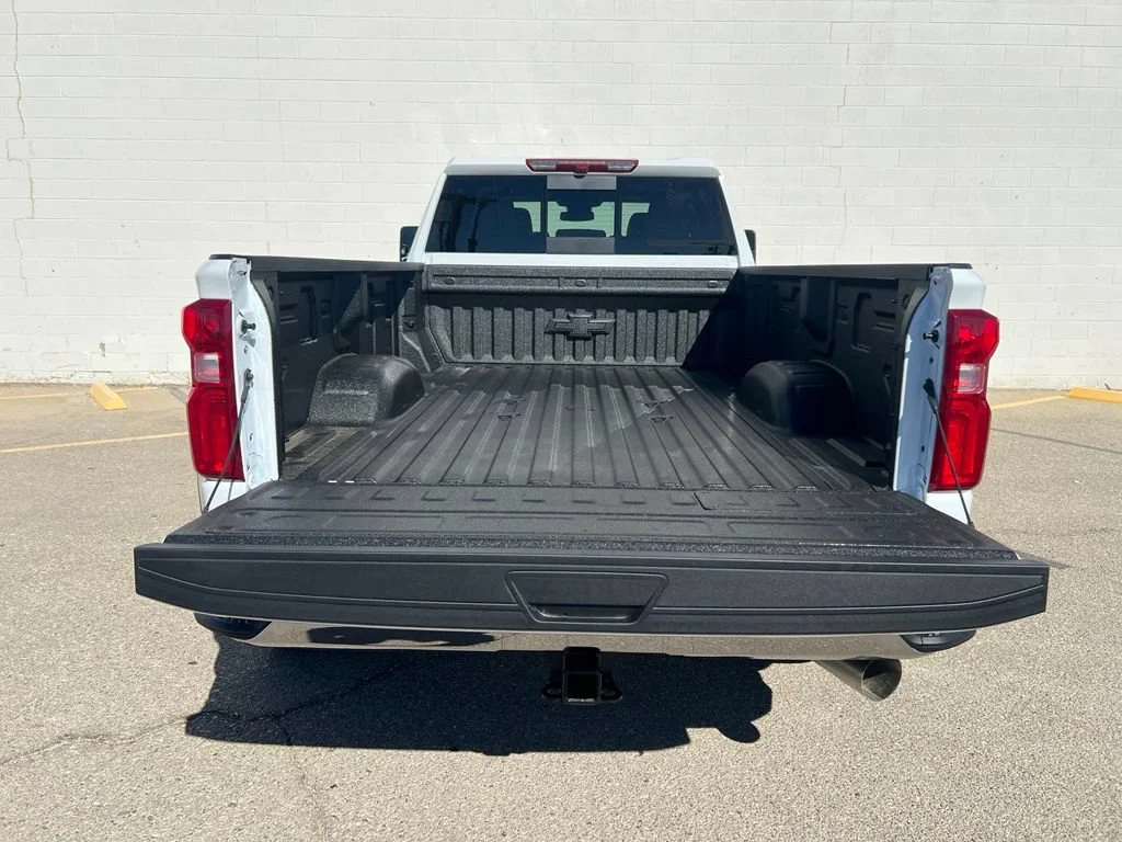 New 2026 Summit White Chevrolet LTZ DRW image 5