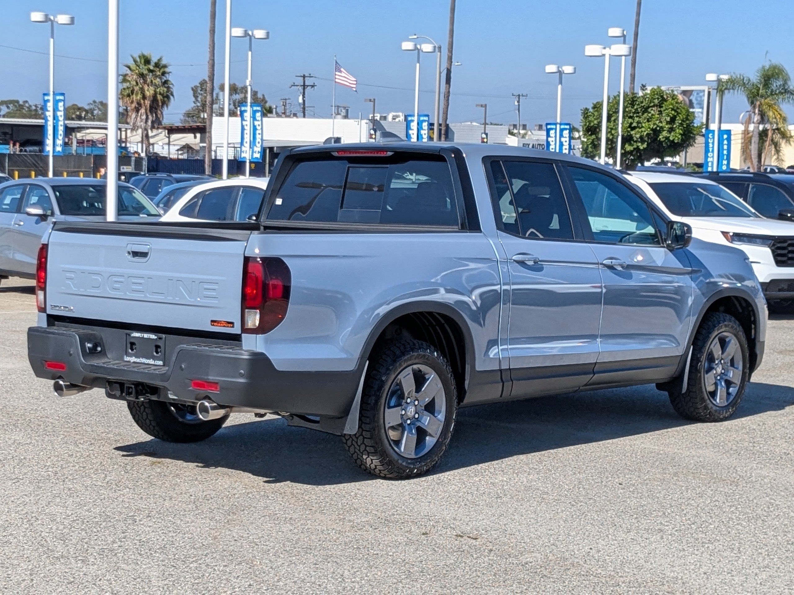 New 2026 Sonic Gray Pearl Honda TrailSport image 3