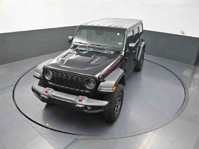 Used 2024 Black Jeep Rubicon image 13