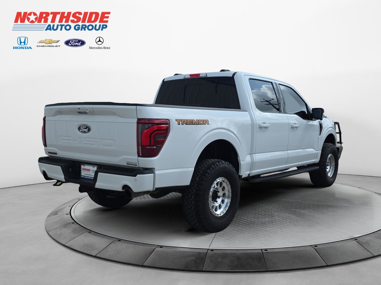 Used 2024 White Ford Tremor image 7