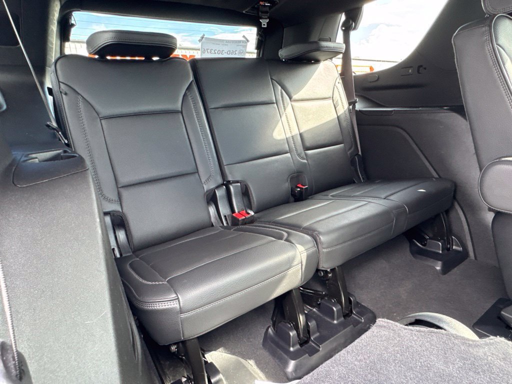 Used 2025 Summit White GMC Denali image 23