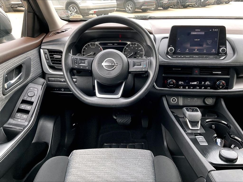 Used 2023 Gray Nissan SV image 17