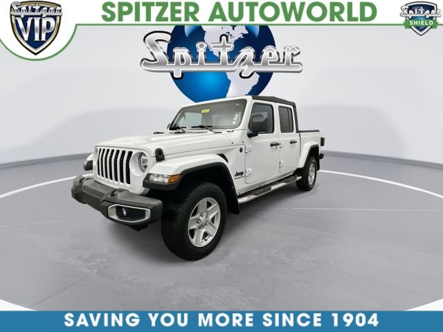 Used 2022 White Jeep Sport image 5