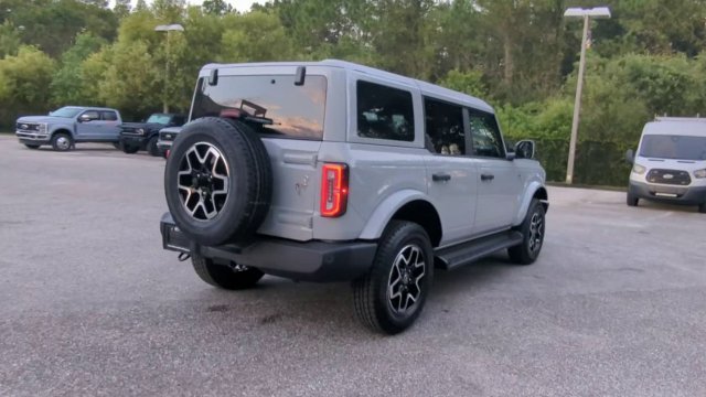 New 2026 Avalanche Gray Ford Outer Banks® image 92
