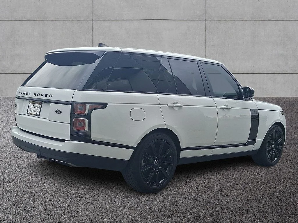 Used 2019 Fuji White Land Rover 3.0L V6 Supercharged HSE image 4